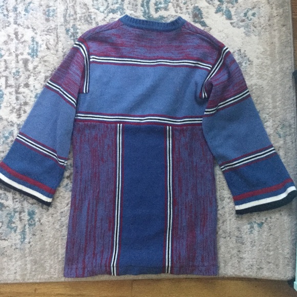 Vintage Fashion Import Sweater - Picture 2 of 3